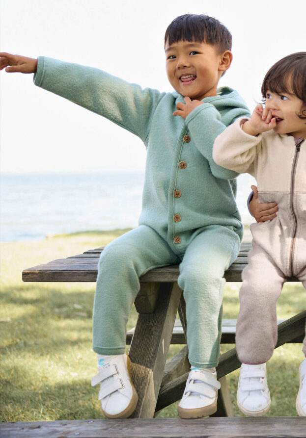 hessnatur Baby Wollwalk Overall Regular aus Bio-Merinowolle - grün - Größe 98