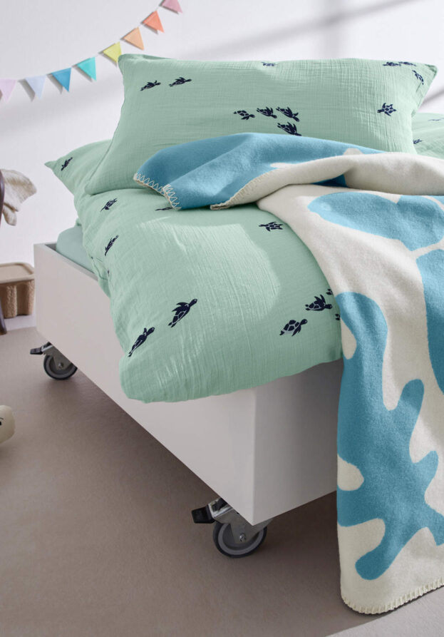 hessnatur Baby Musselin Kinder Bettwäsche-Set aus Bio-Baumwolle - grün - Größe 100x135 / 40x60 cm