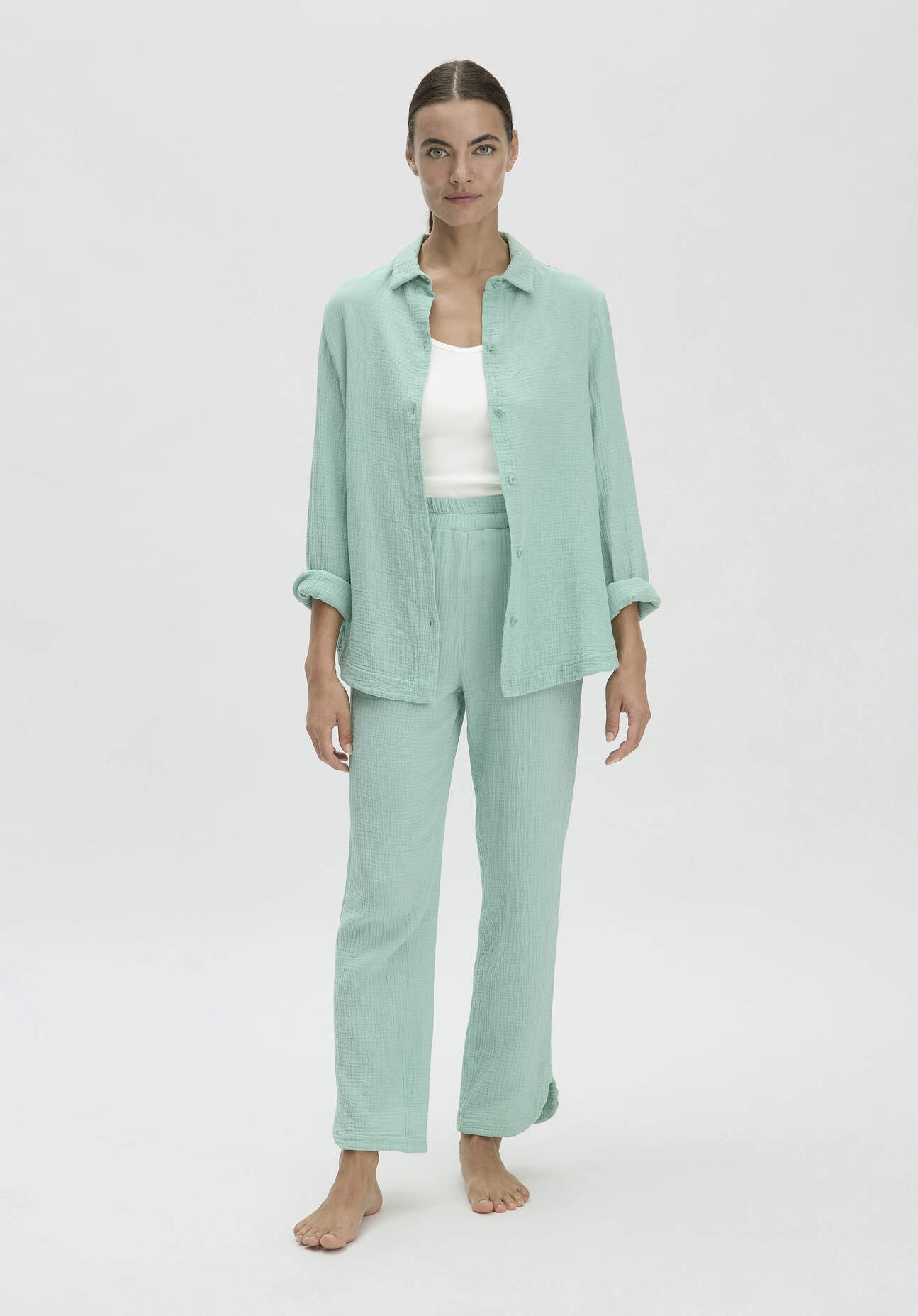 hessnatur Damen Musselin Schlafhose Regular PURE COMFORT aus Bio-Baumwolle - grün - Größe 46