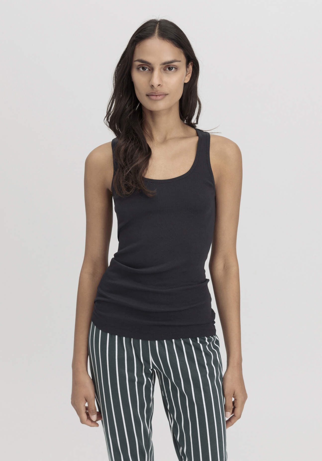 hessnatur Damen Rundhals Tanktop im 2-Pack PURE COTTON aus Bio-Baumwolle - schwarz - Größe 40