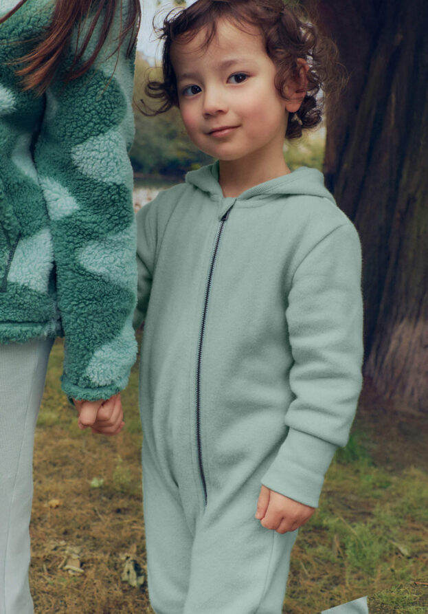 hessnatur Baby Softfleece Overall aus Bio-Baumwolle - grün - Größe 50/56
