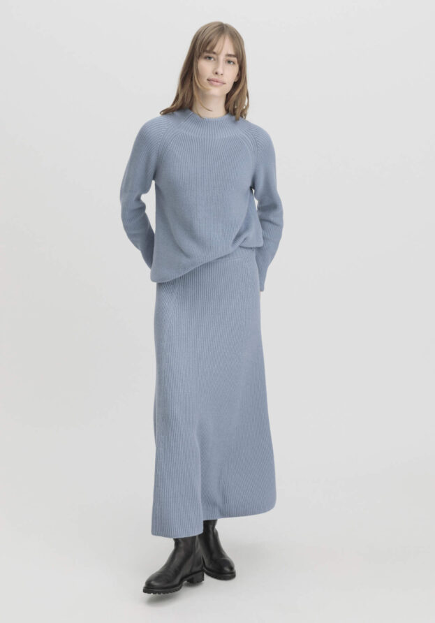hessnatur Damen Strickrock Midi Regular aus Bio-Baumwolle - blau - Größe 36