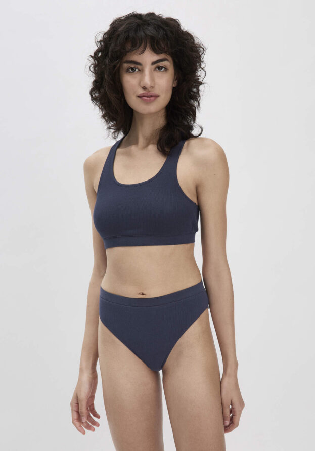 hessnatur Damen Bustier Racerback SOFT RIB aus Bio-Baumwolle - blau - Größe 40