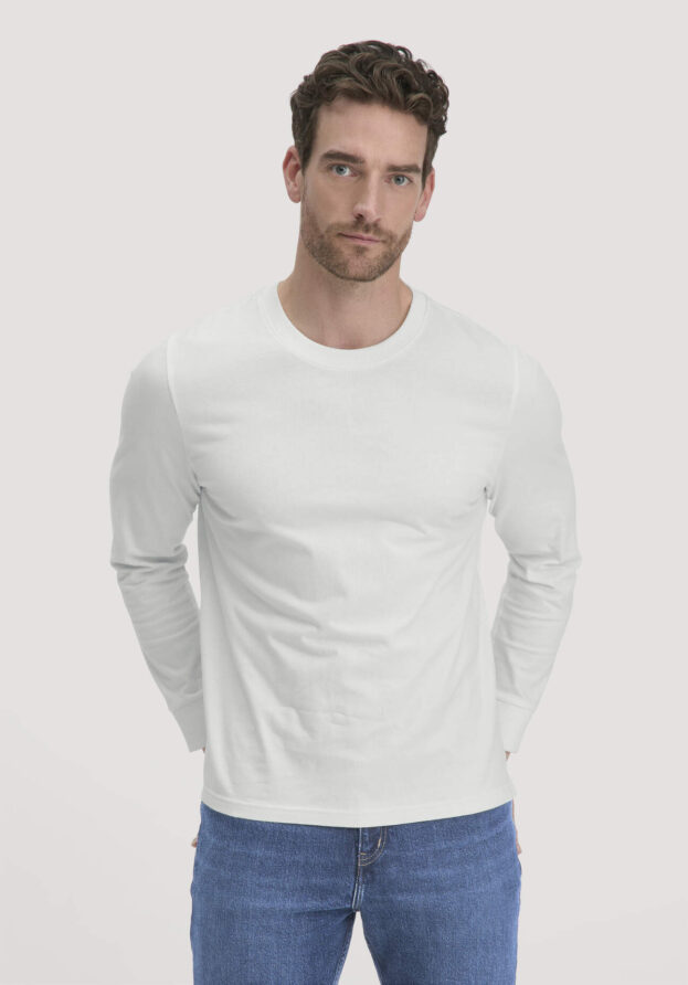 hessnatur Herren Jersey Longsleeve Relaxed aus Bio-Baumwolle - weiß - Größe 56
