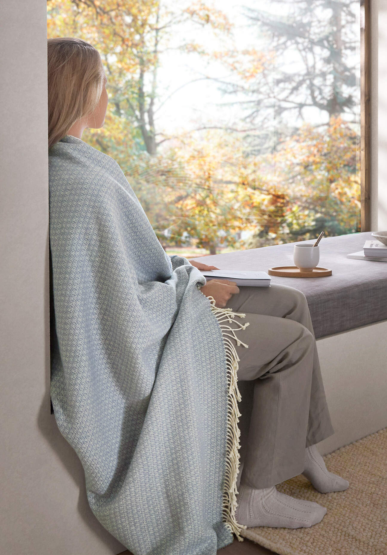 hessnatur Mix Plaid LIA aus Bio-Baumwolle mit Bio-Lambswool - blau - Größe 130x180 cm