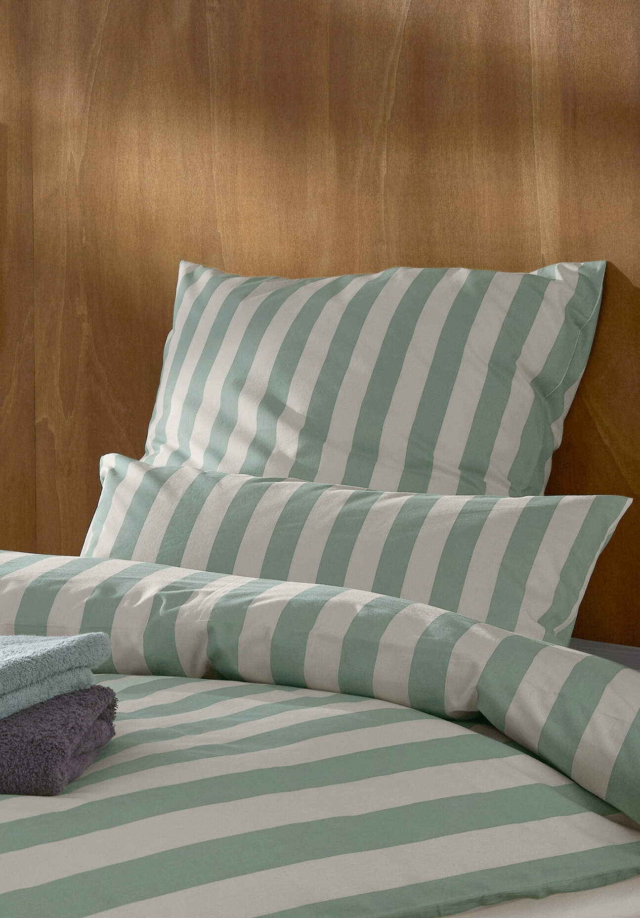 hessnatur Renforcé Bettwäsche-Set CANNES aus Bio-Baumwolle - grün - Größe 240x220 / 2x80x80 cm