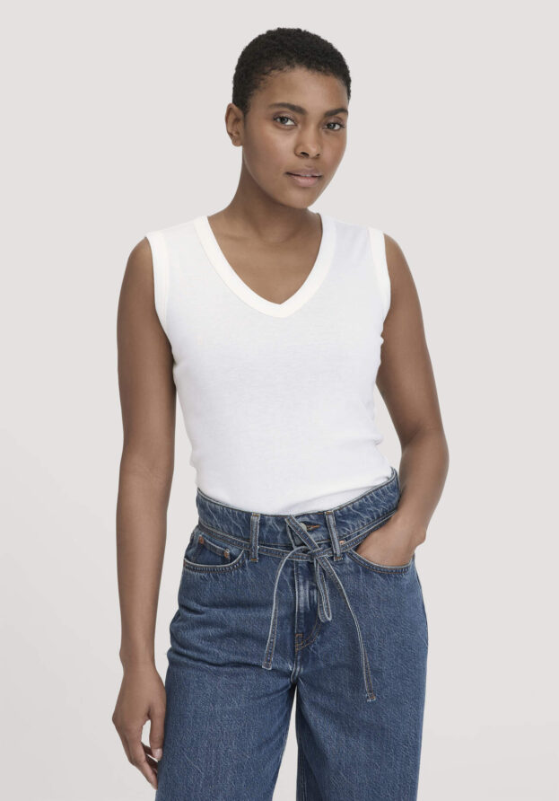 hessnatur Damen Softrib Top Fitted aus Bio-Baumwolle und TENCEL™ Modal - weiß - Größe 46