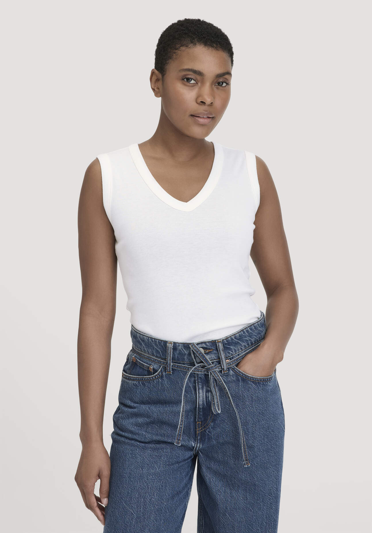 hessnatur Damen Softrib Top Fitted aus Bio-Baumwolle und TENCEL™ Modal - weiß - Größe 46