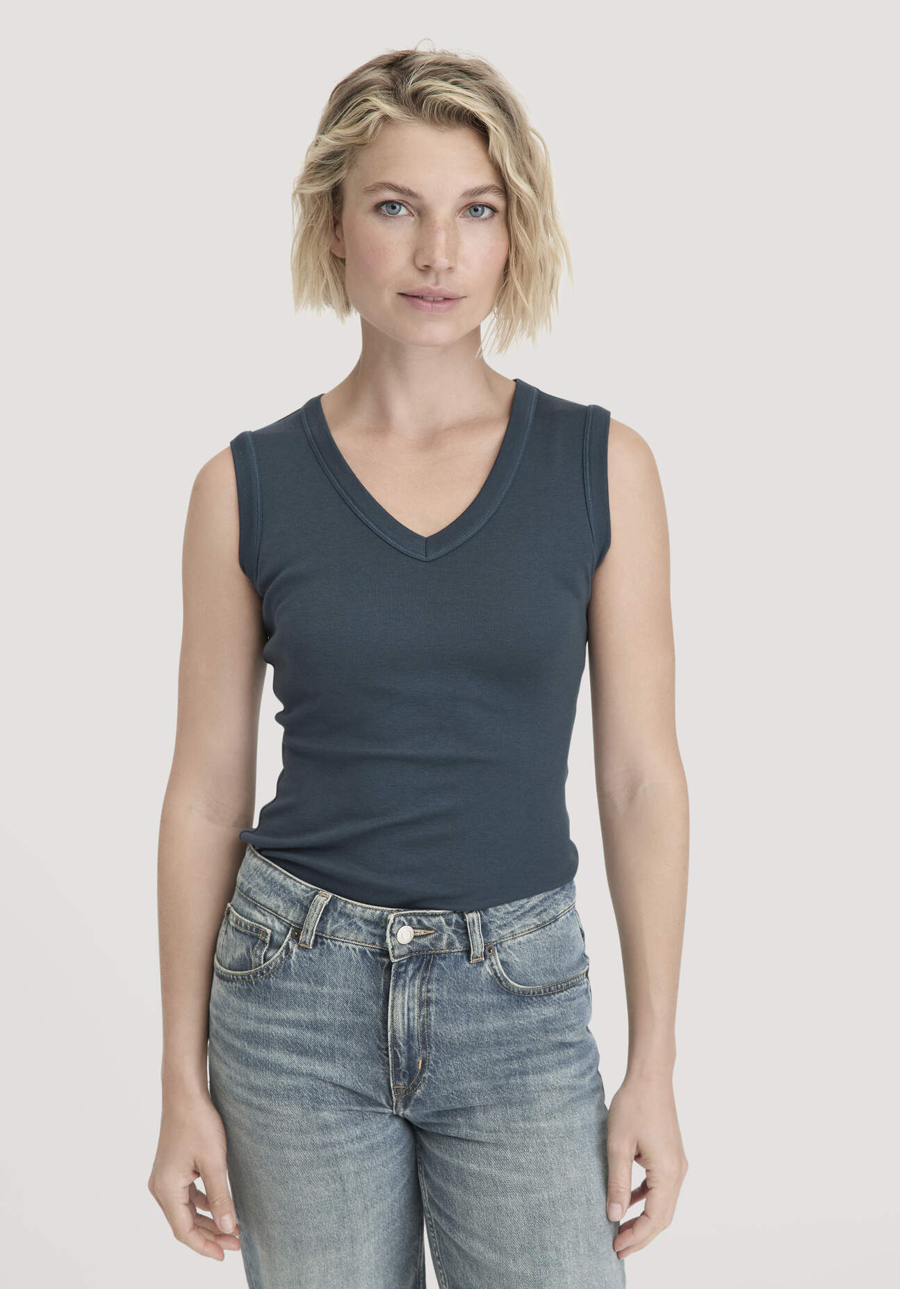 hessnatur Damen Softrib Top Fitted aus Bio-Baumwolle und TENCEL™ Modal - blau - Größe 44