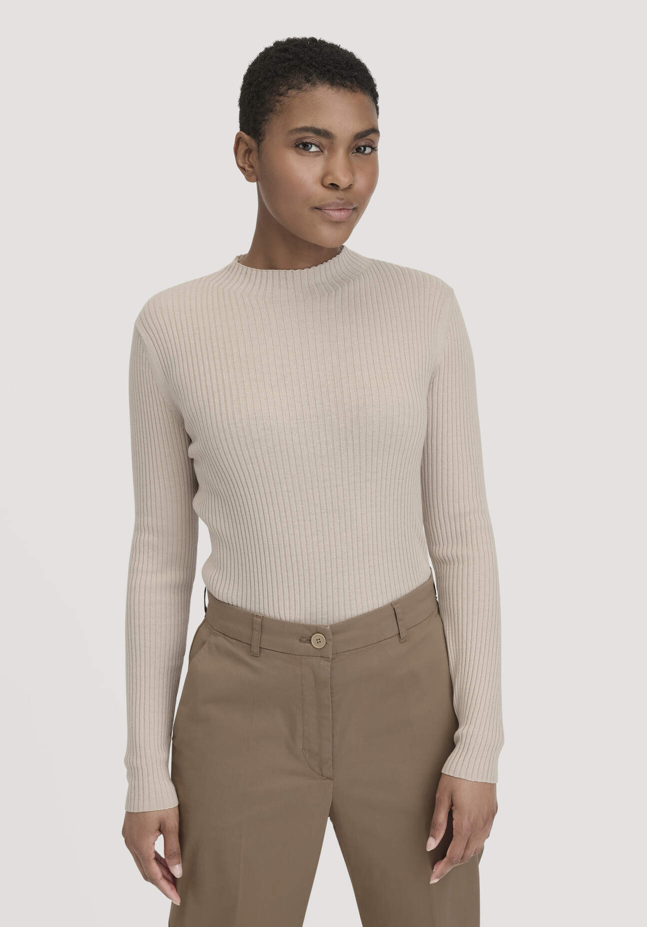 hessnatur Damen Strick Pullover Fitted aus TENCEL™ Lyocell mit Bio-Baumwolle - beige - Größe XS