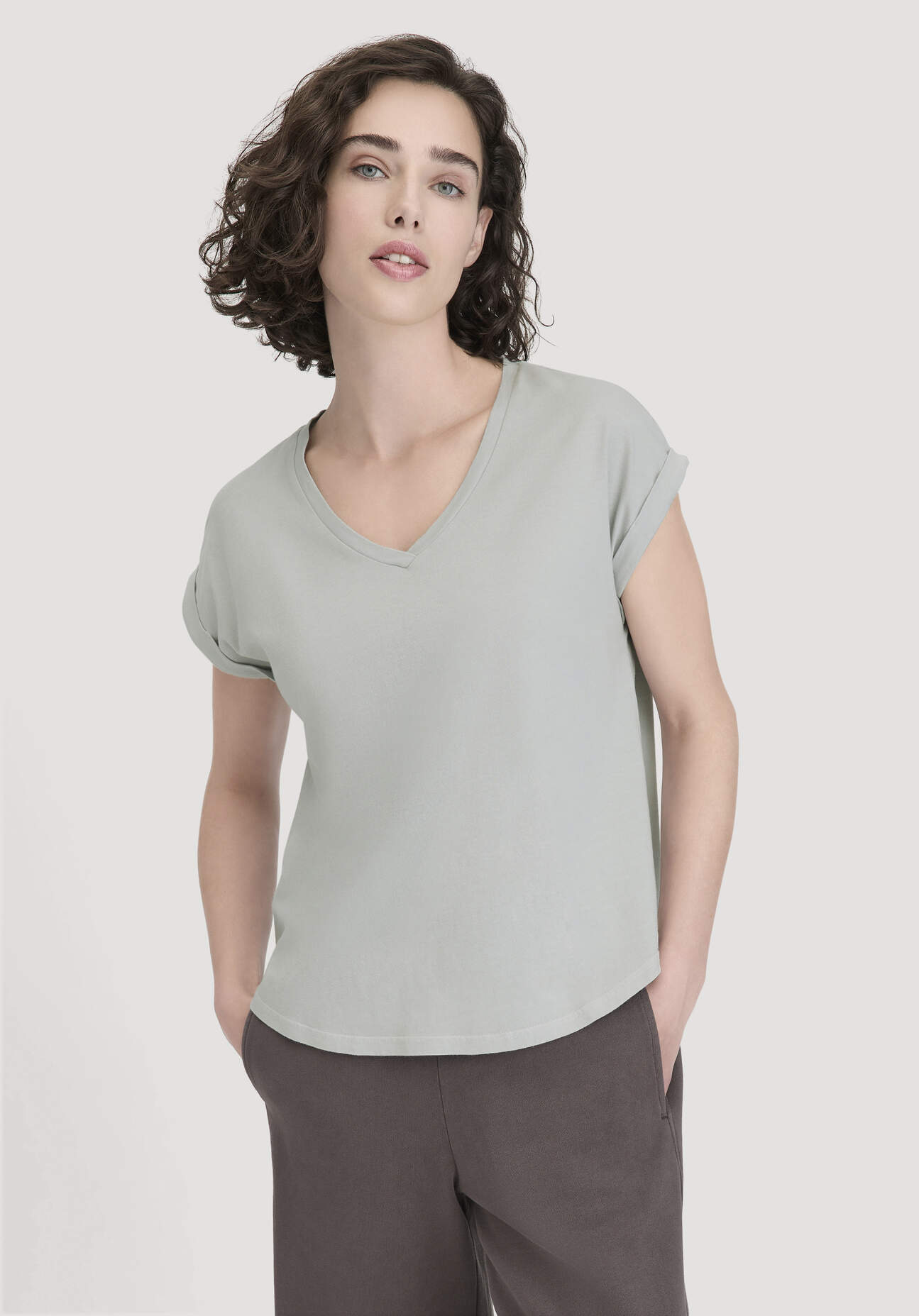 hessnatur Damen T-Shirt Oversize aus Bio-Baumwolle - grau - Größe S