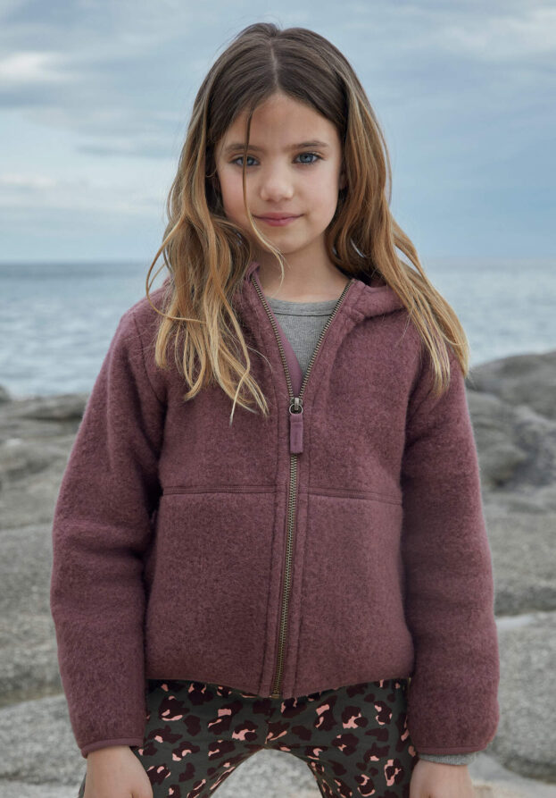 hessnatur Kinder Wollfleece Jacke aus Bio-Merinowolle - lila - Größe 134/140